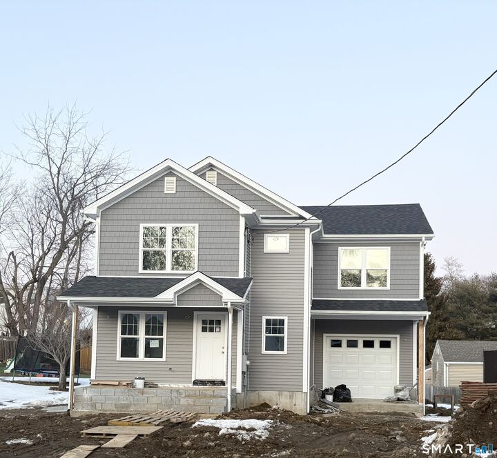 Property Photo:  420 Greenwood Street  CT 06606 