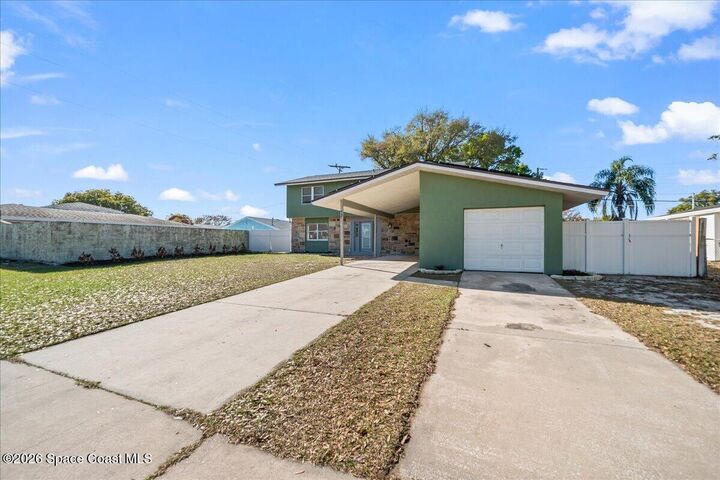 Property Photo:  937 Brunswick Lane  FL 32955 