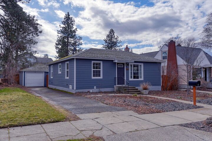 Property Photo:  3134 E 30th Ave  WA 99223 