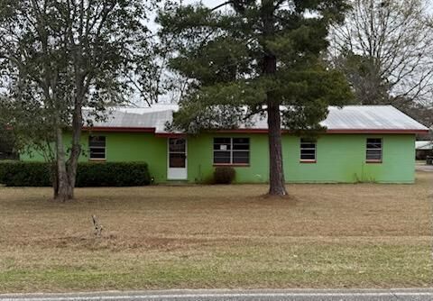 Property Photo: 153 Bush Ave GA 31750