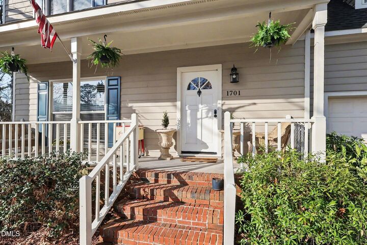 Property Photo:  1701 Point Owoods Court  NC 27604 