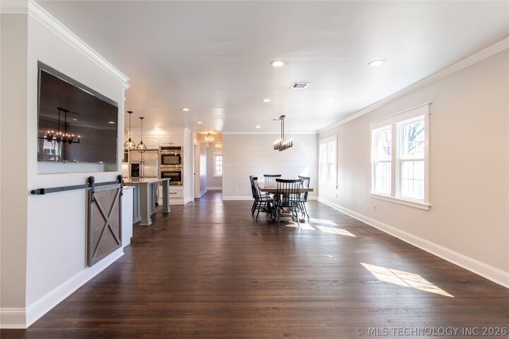 Property Photo:  1745 S Gary Place  OK 74104 