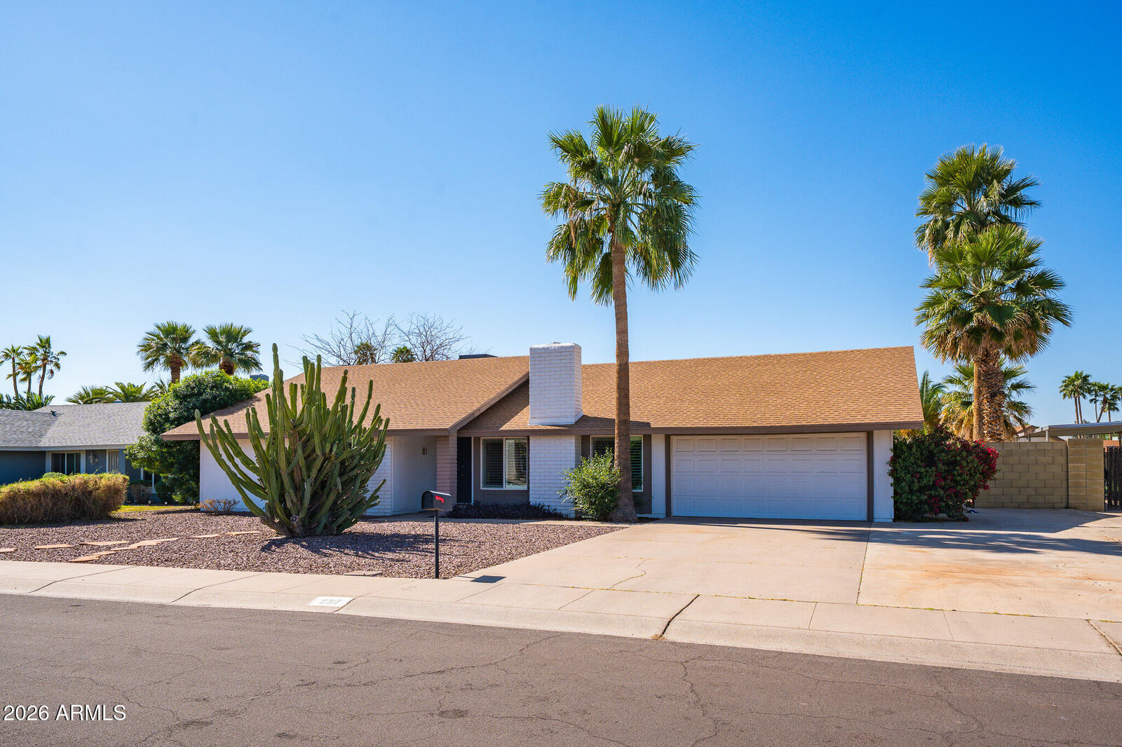 Property Photo: 2317 W Port Au Prince Lane AZ 85023