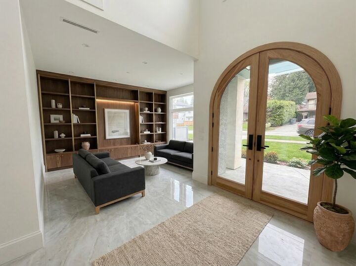Property Photo:  13512 14 Avenue  BC V4A 5H5 