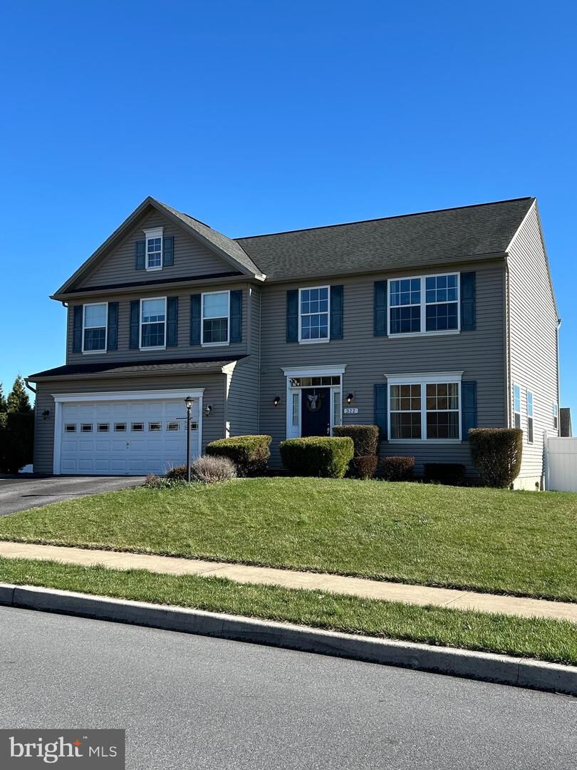 Property Photo: 322 Woodbridge Drive PA 17319