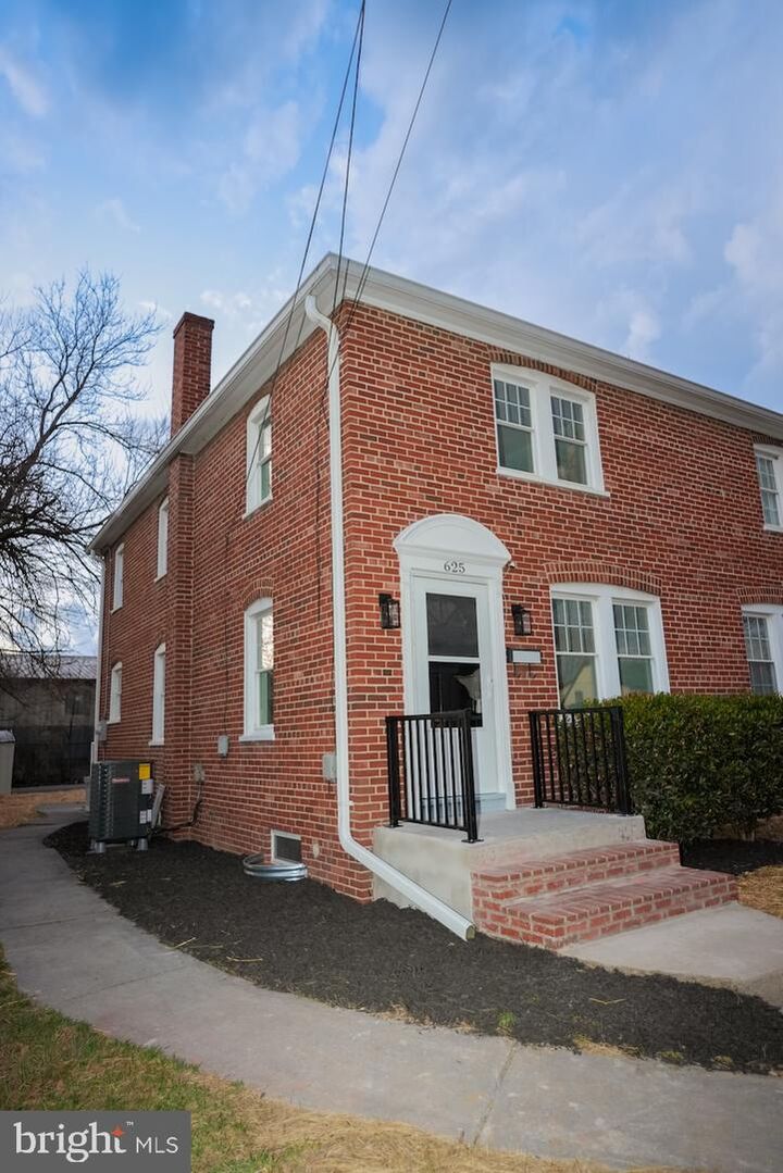 Property Photo:  625 Watson Avenue  VA 22601 