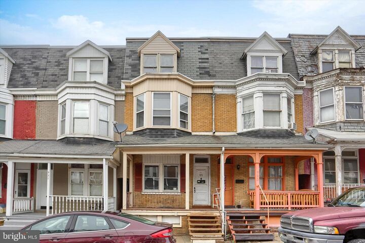 Property Photo:  925 W College Avenue  PA 17401 