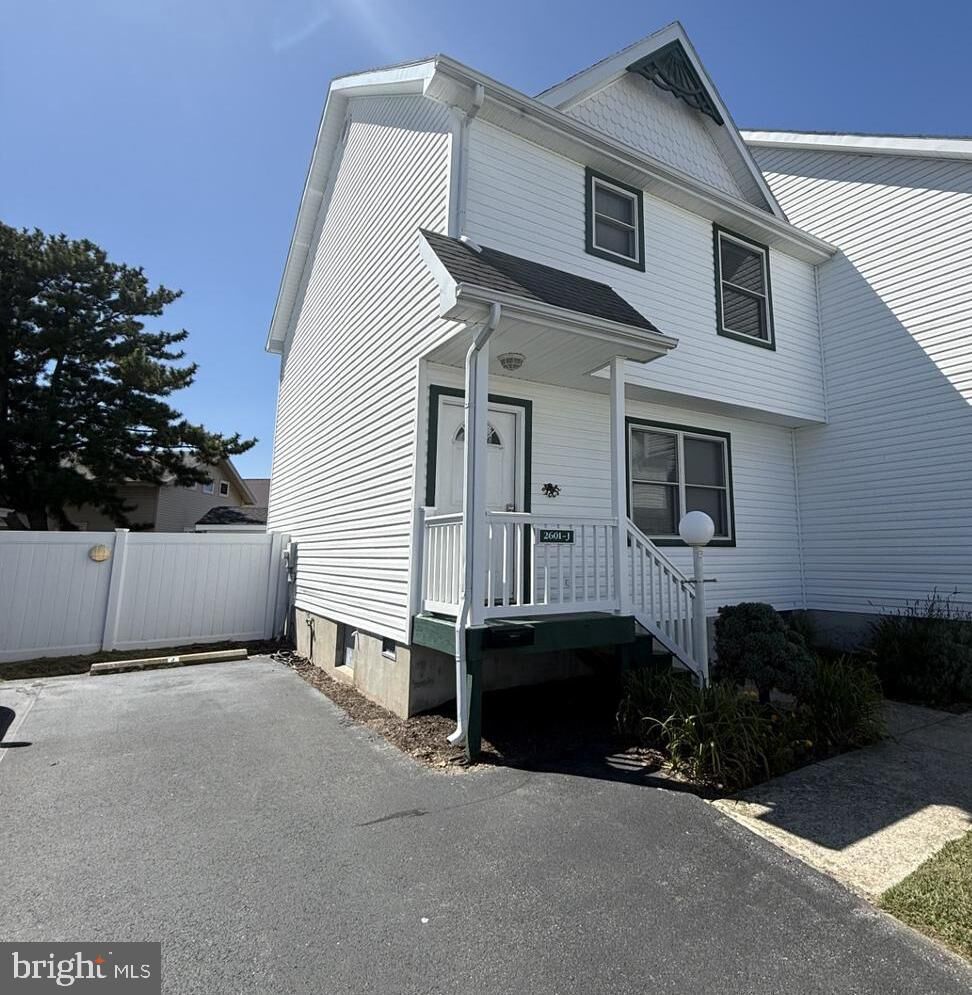 Property Photo:  2601 Sparrow Lane Joooo5/2601J  MD 21842 