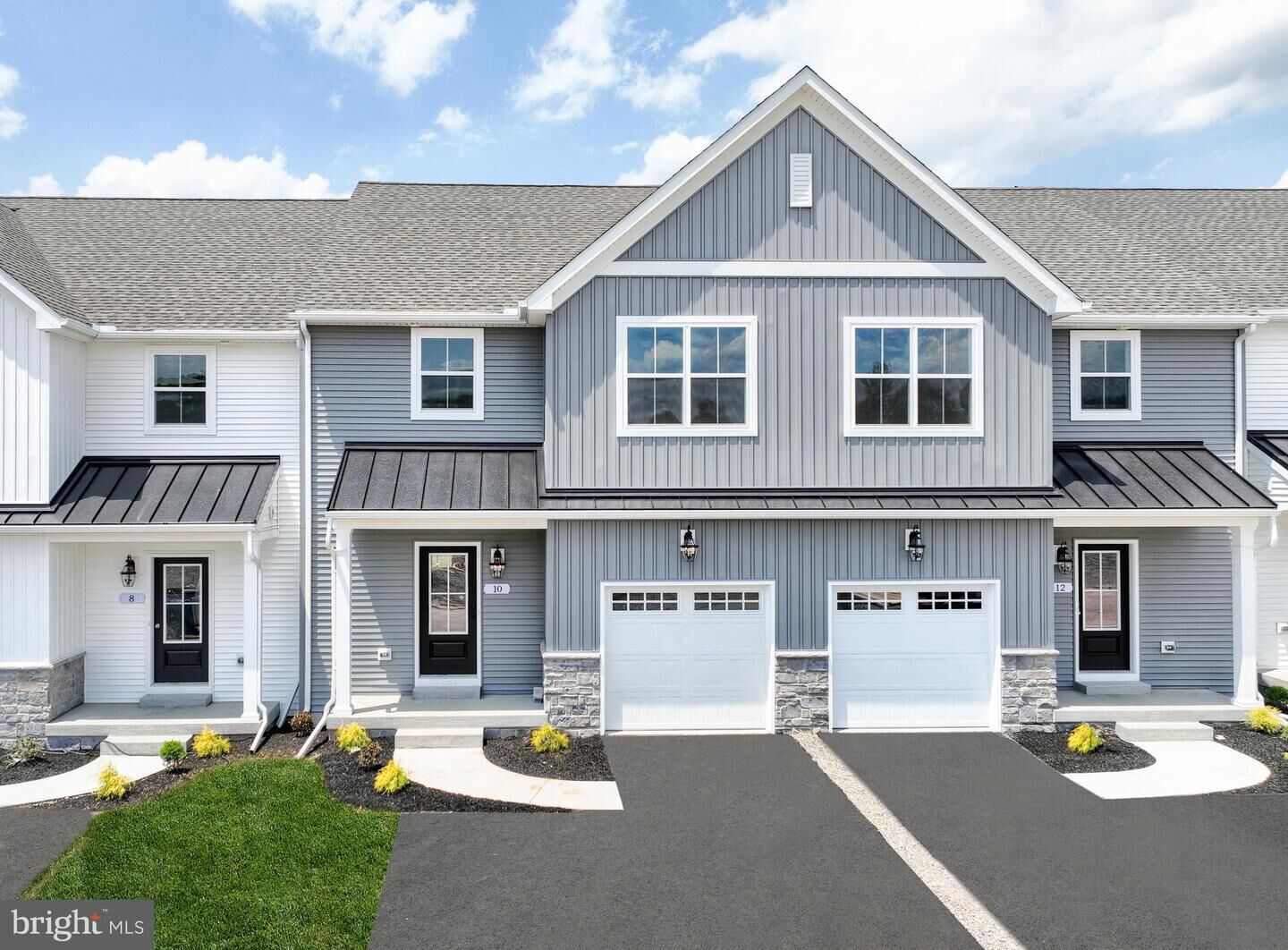 Property Photo:  27 Tilghman Trail  PA 17050 
