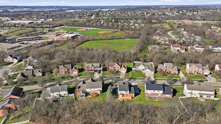 Property Photo:  7527 Providence Woods Court  OH 45069 