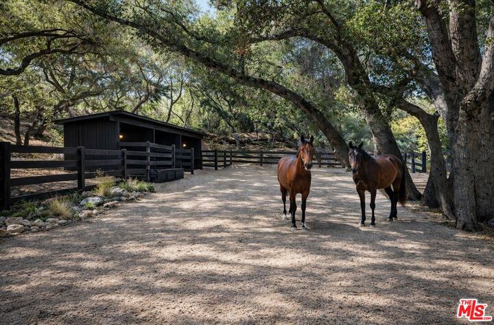 Property Photo:  730 Crater Camp Dr  CA 91302 