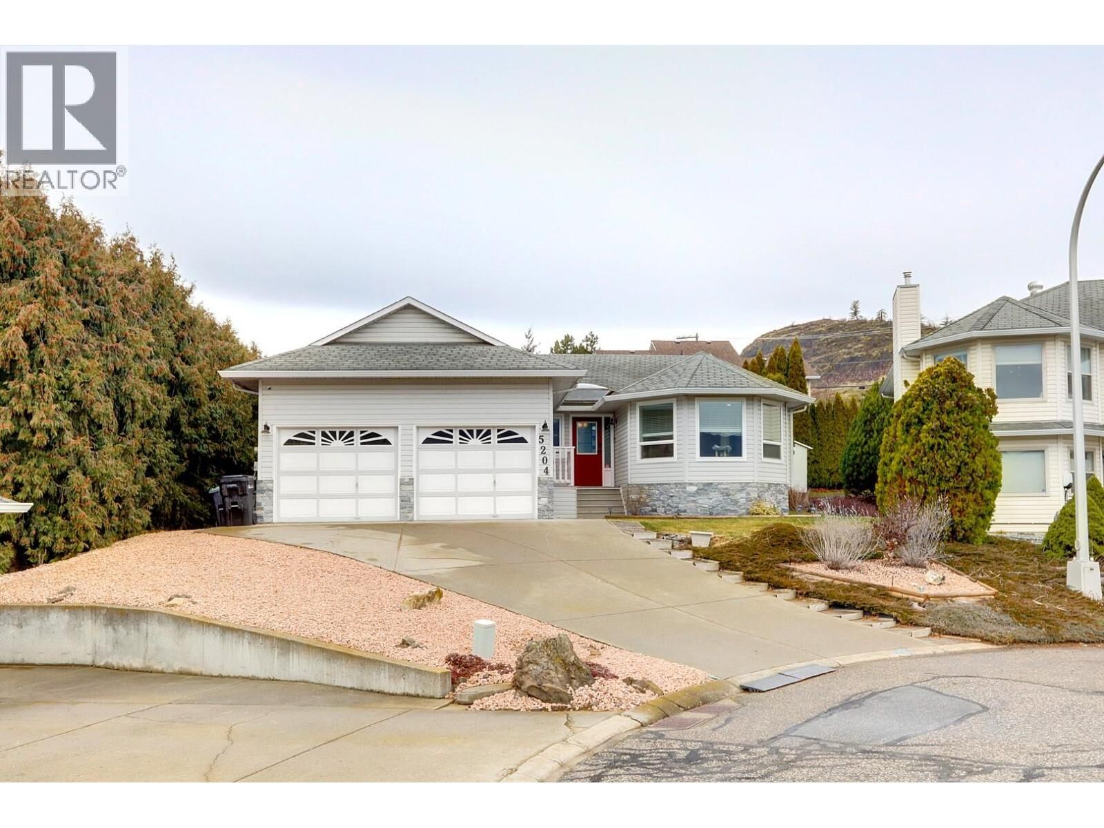 Property Photo: 5204 Sandon Place BC V1H 1A3
