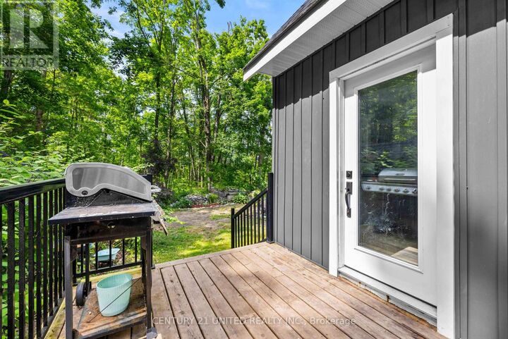 Property Photo:  8 Library Road  ON K0L 3E0 