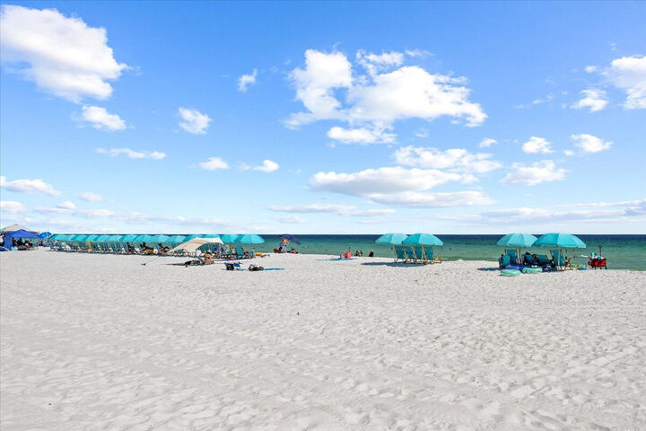 Property Photo:  926 Whelk Court A  FL 32548 
