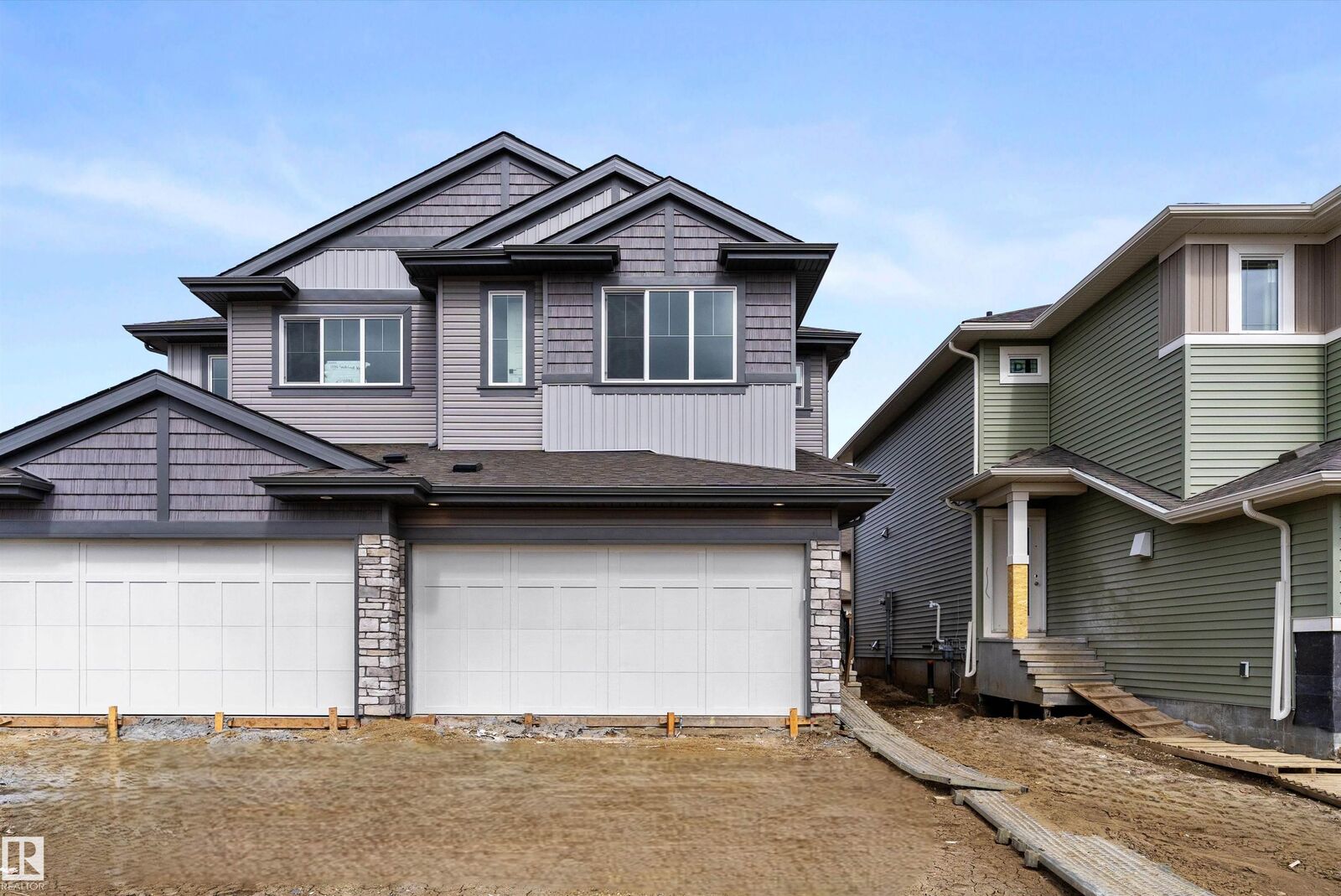Property Photo: 1192 South Creek Wynd AB T7Z 0P5