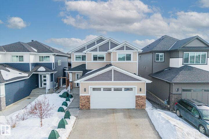 Photo de la propriété:  3109 Pelerin Crescent  AB T4X 2Y1 