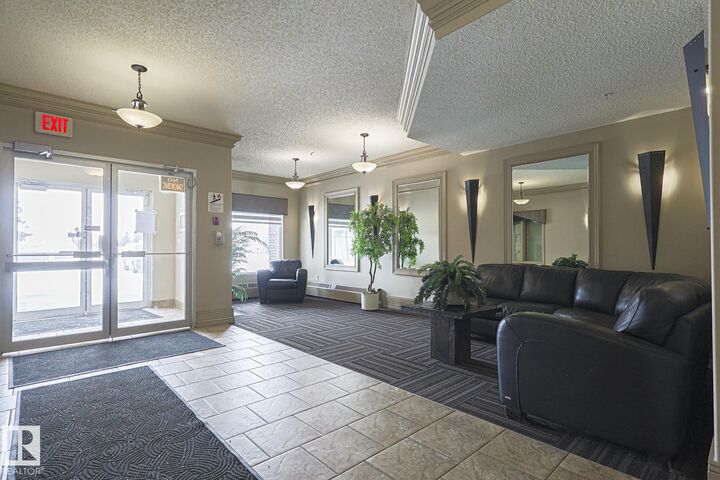 Property Photo:  16807 100 Avenue NW 431  AB T5P 4Z6 