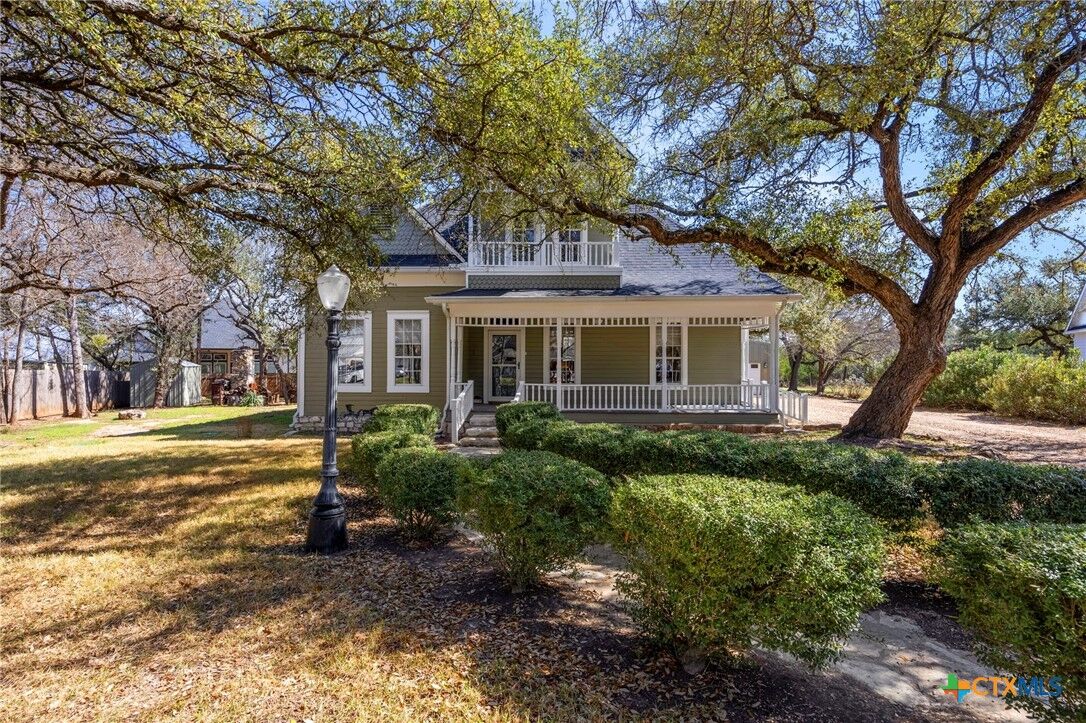 Property Photo:  714 Rose Way  TX 76571 