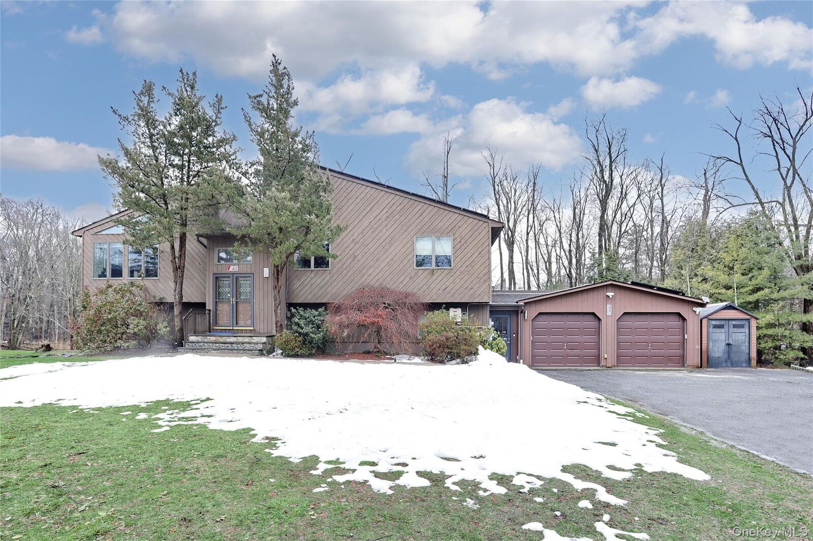 Property Photo:  42 Cragmere Road  NY 10901 