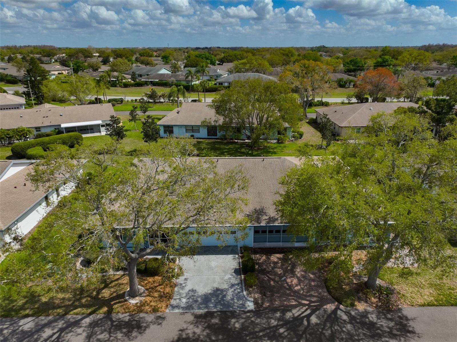 Property Photo: 2514 Locksley Street FL 33573