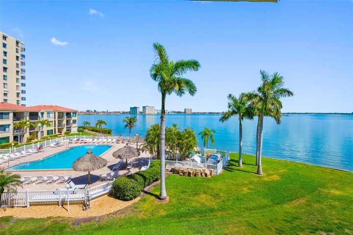 Property Photo:  6372 Palma Del Mar Boulevard S 304  FL 33715 
