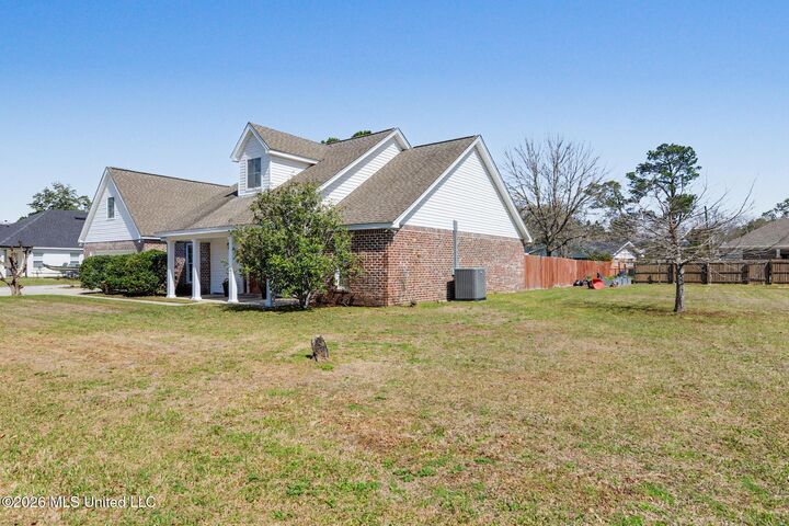 Property Photo: 628 N Central Avenue MS 39576