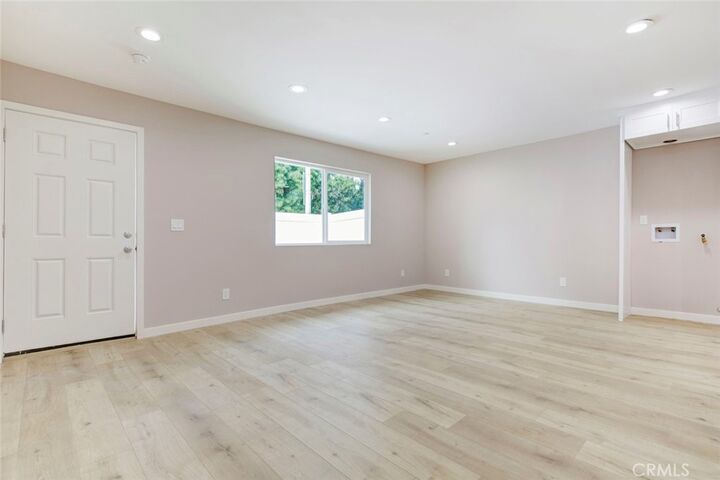 Property Photo:  7302 N Firmament Avenue  CA 91406 