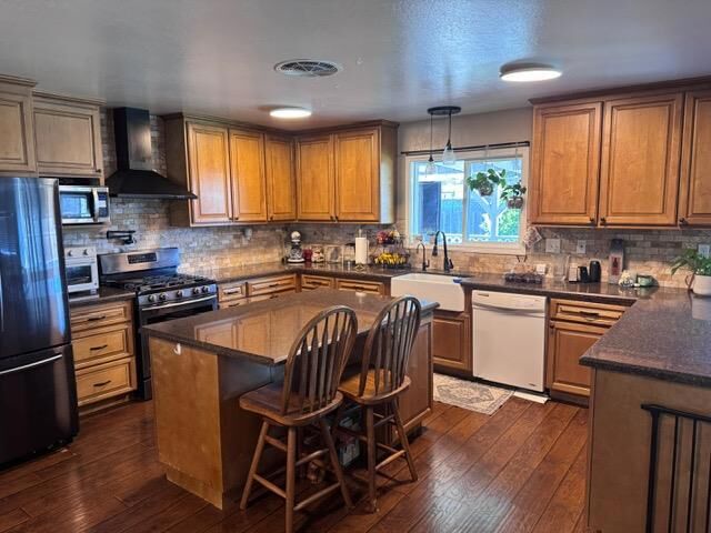 Property Photo:  710 Campus Avenue  CA 93901 