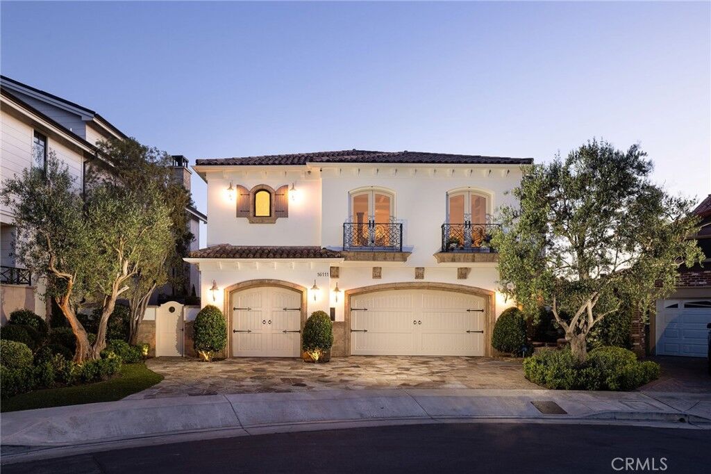 Property Photo: 16111 Santa Barbara Lane CA 92649