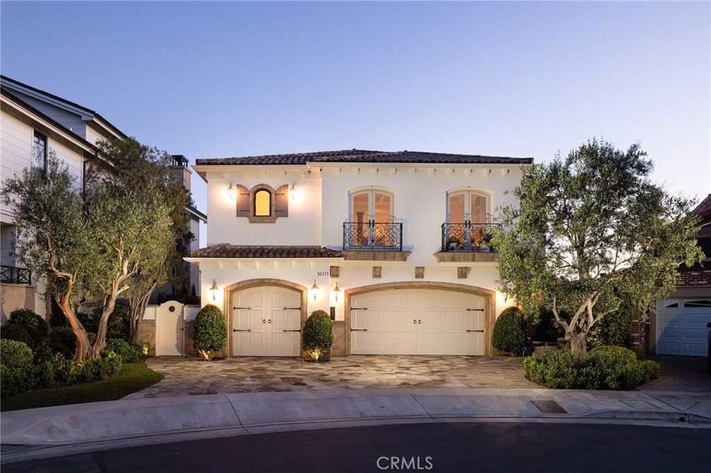 Property Photo:  16111 Santa Barbara Lane  CA 92649 