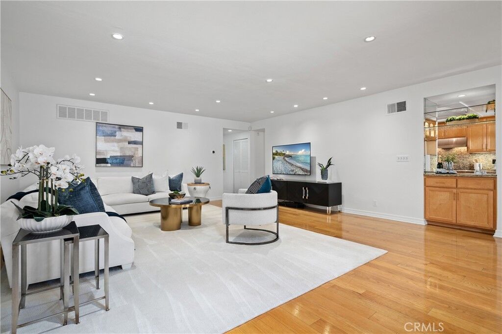 Property Photo:  11687 Bellagio 12  CA 90049 