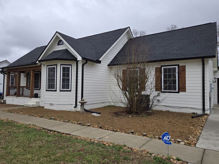 Property Photo:  913 Indian Springs Cir  TN 37355 