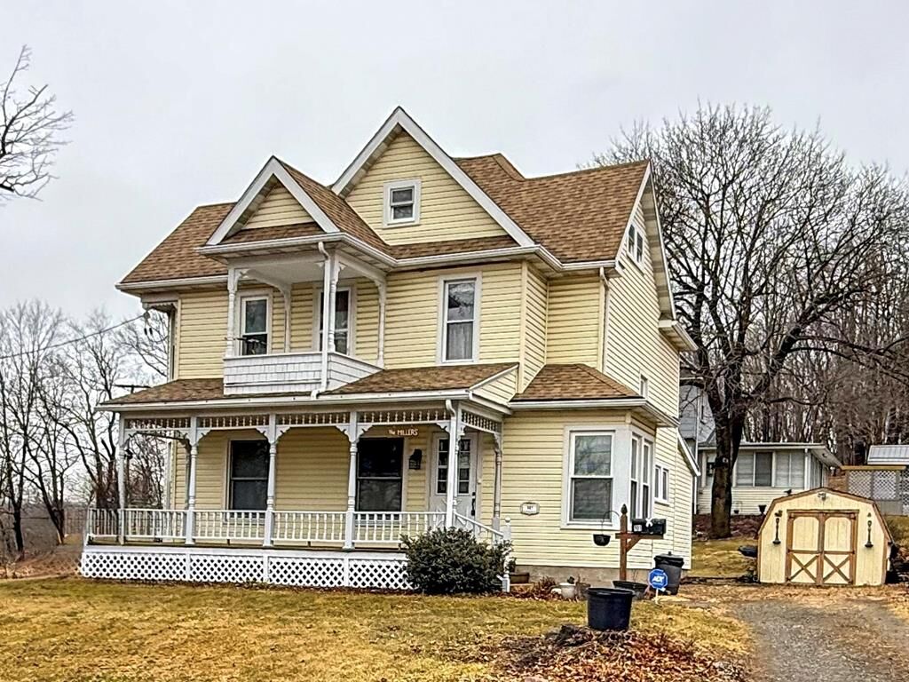Property Photo:  101 Perkins St  PA 18840 