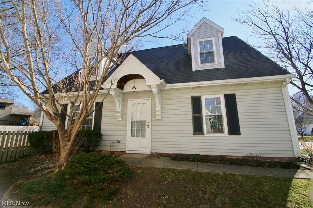 Property Photo:  6694 Connecticut Colony Circle 47  OH 44060 