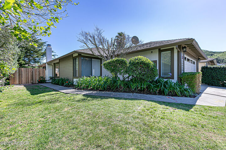 Property Photo:  400 Coronado Drive  CA 93436 
