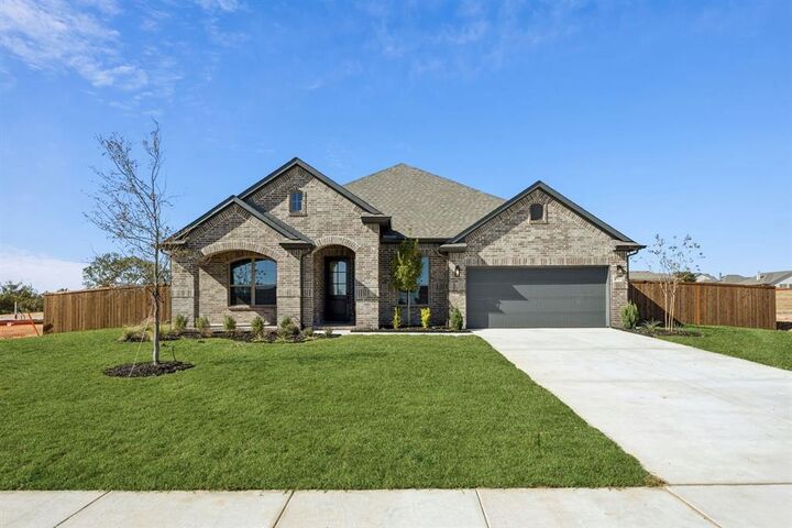 Property Photo:  137 Cross Timbers Street  TX 76020 