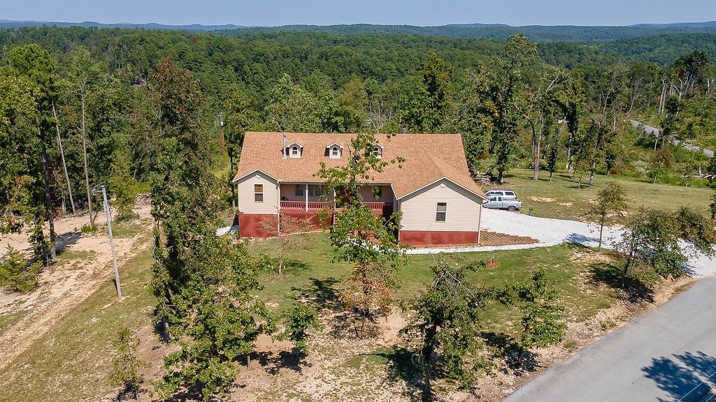 Property Photo:  21480 Cavern Drive  AR 72756 