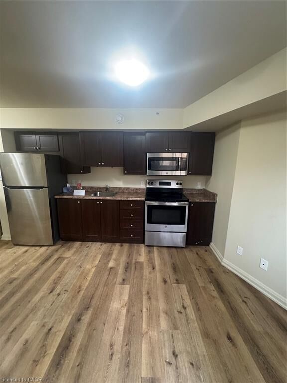 Property Photo:  416 Lancaster Street W E  ON N2H 4V9 