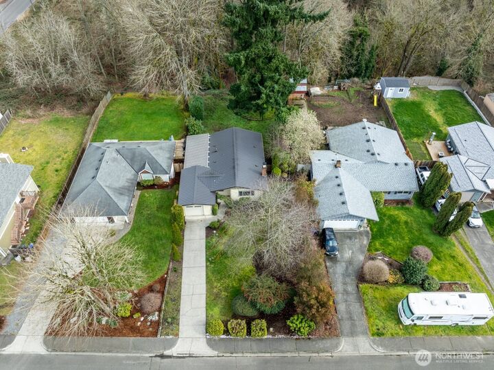 Property Photo: 3207 45th Avenue NE WA 98422