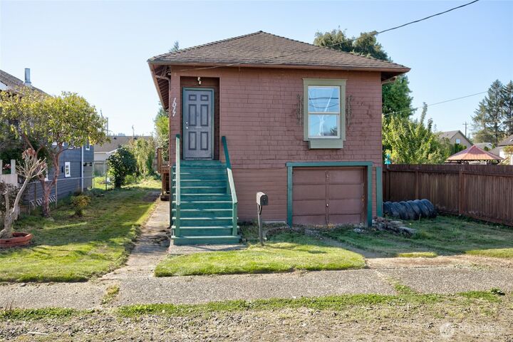 Property Photo:  1017 W Marion  WA 98520 