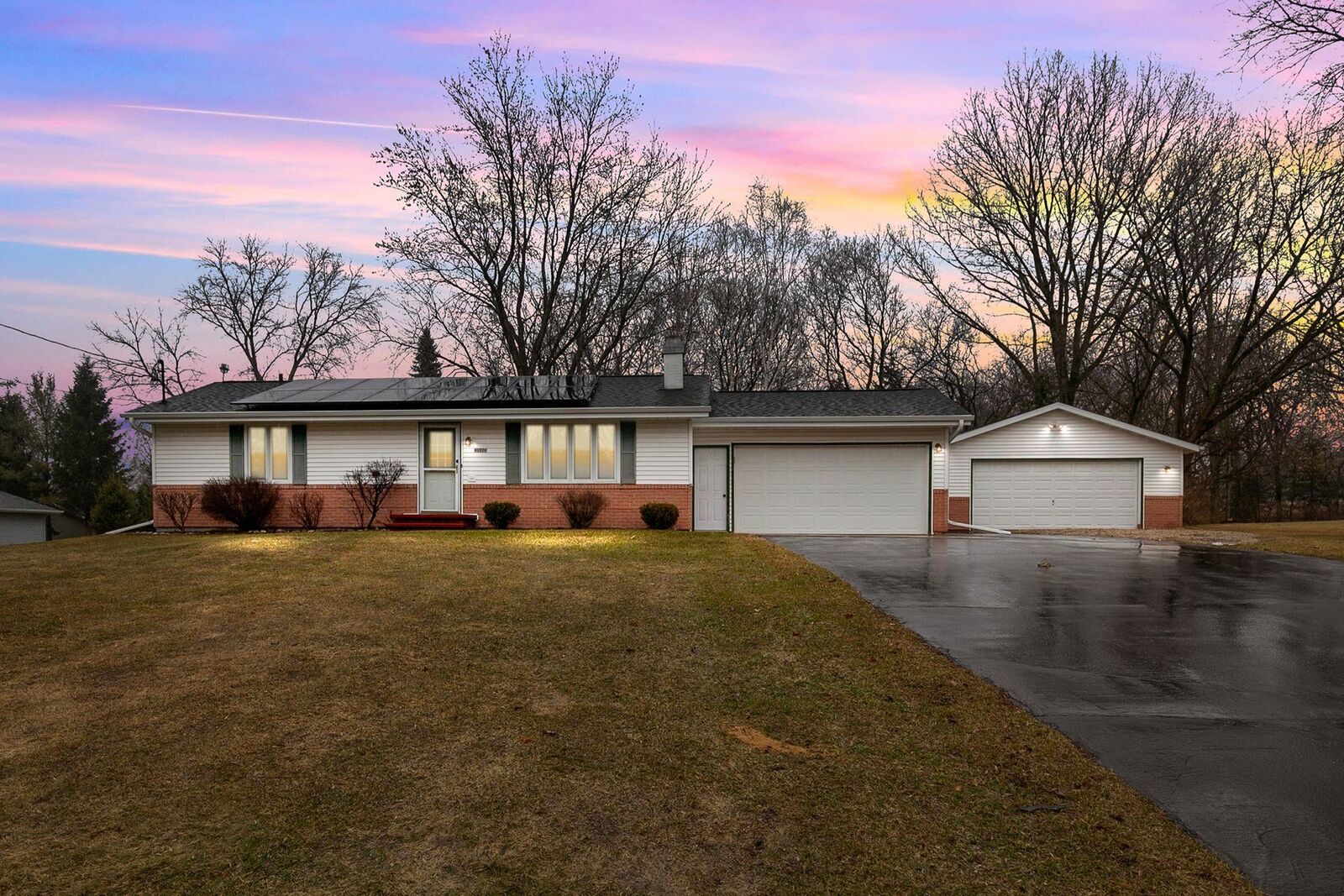 Property Photo:  N2920 Main Road  WI 54944 