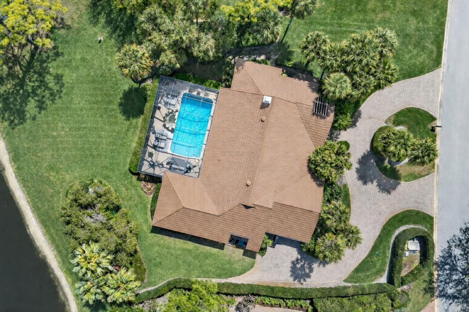 Property Photo:  5000 SE Burning Tree Circle  FL 34997 