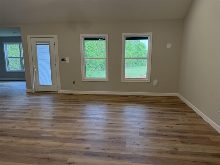 Property Photo:  129 Ralph A Young Road  KY 42101 