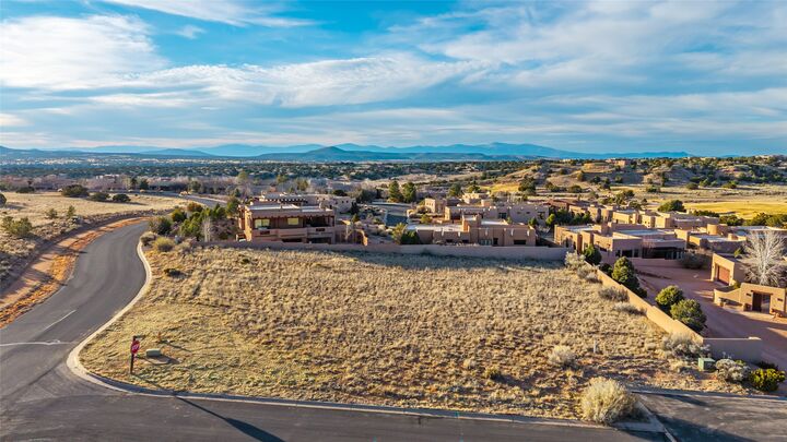 Property Photo: 3 Plaza Lopez NM 87506