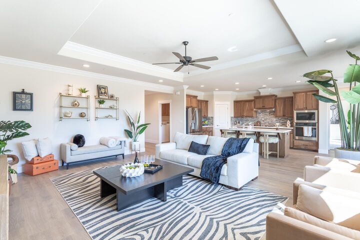 Property Photo: 2635 Lawn Lane CA 96002