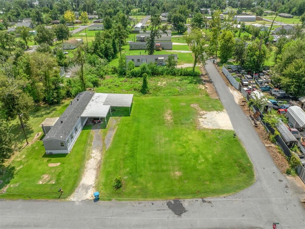 Property Photo:  2518 Donnelly  LA  