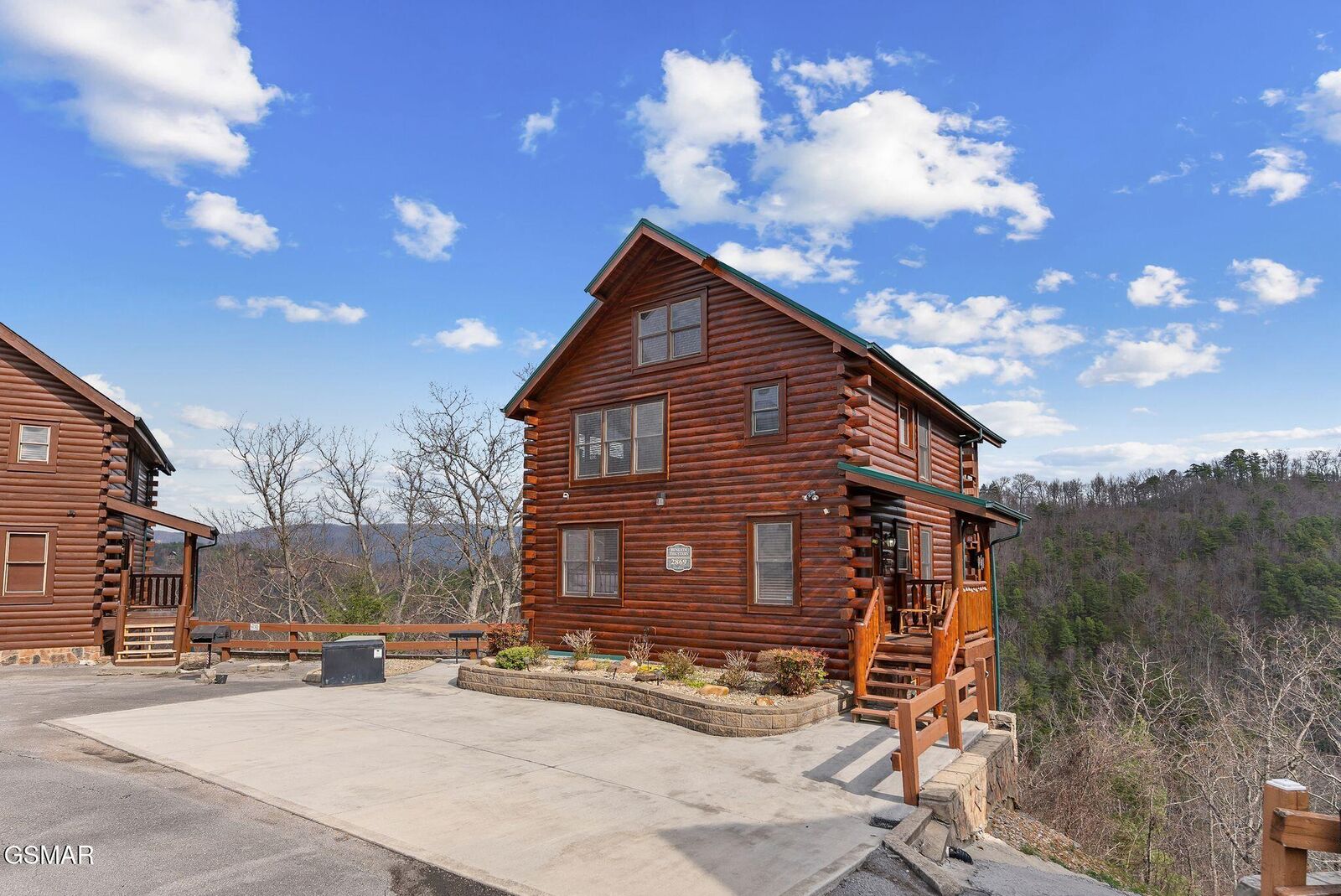 Property Photo:  2869 White Oak Ridge Lane  TN 37876 