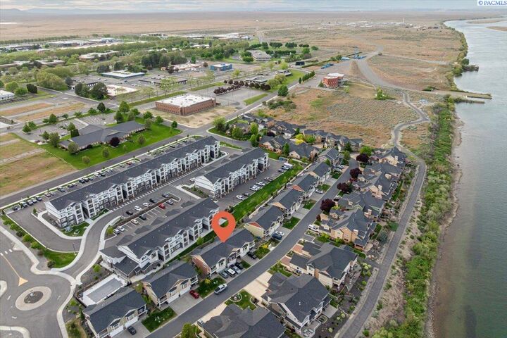 Property Photo:  3119 Willow Pointe Dr  WA 99354 