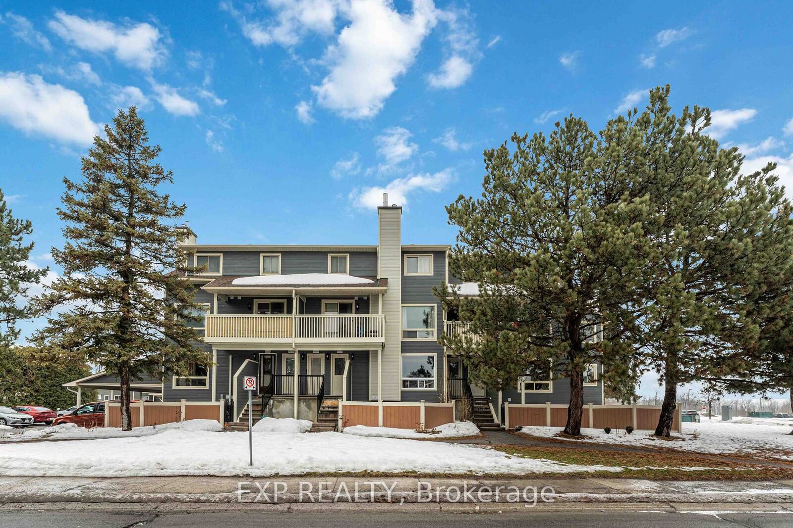 Property Photo: 802 St. Andre Drive 45A ON K1C 4R3
