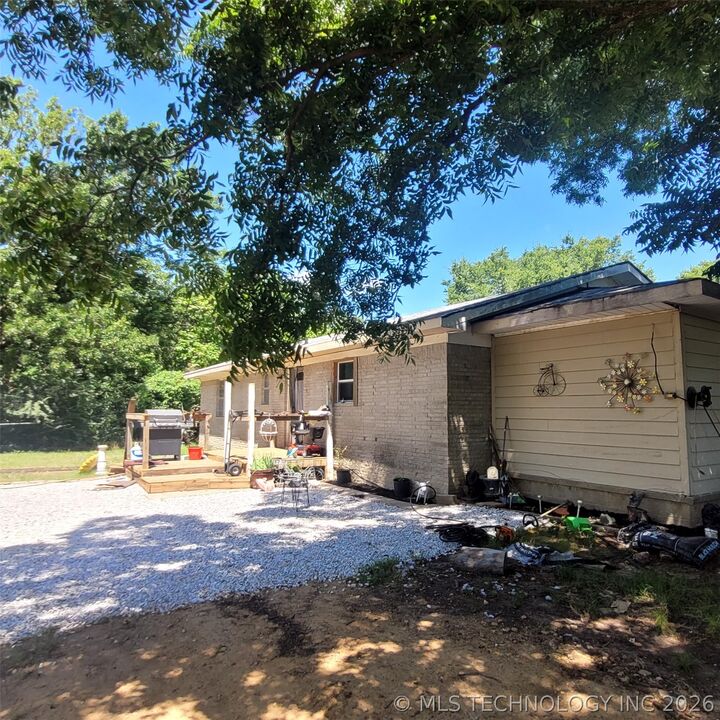 Property Photo:  407325 Highway 266  OK 74428 